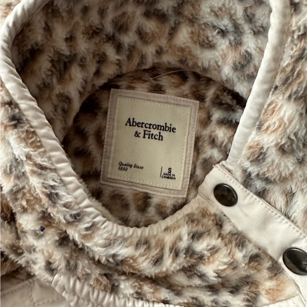 Abercrombie fleece pullover - Picture 3 of 5